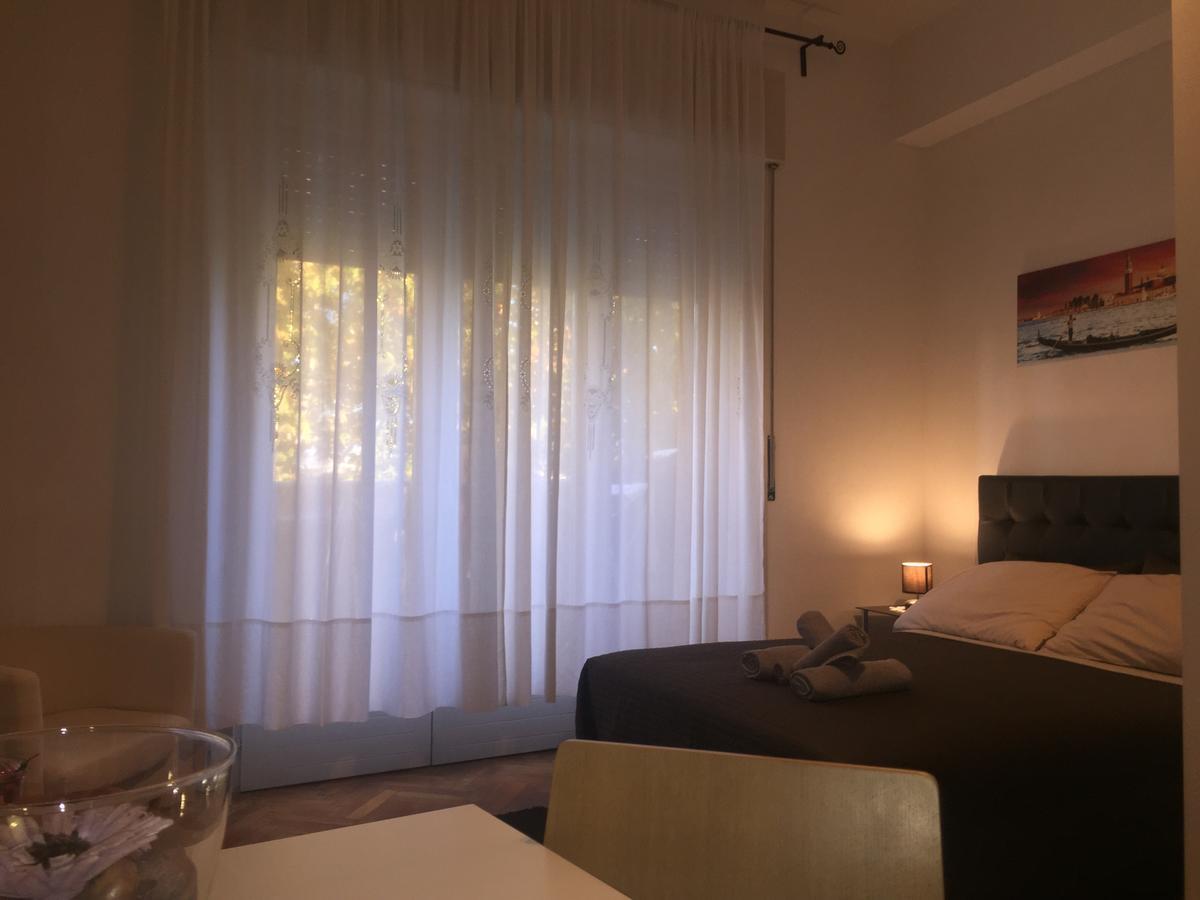 Piazzale Stazione Guest house *